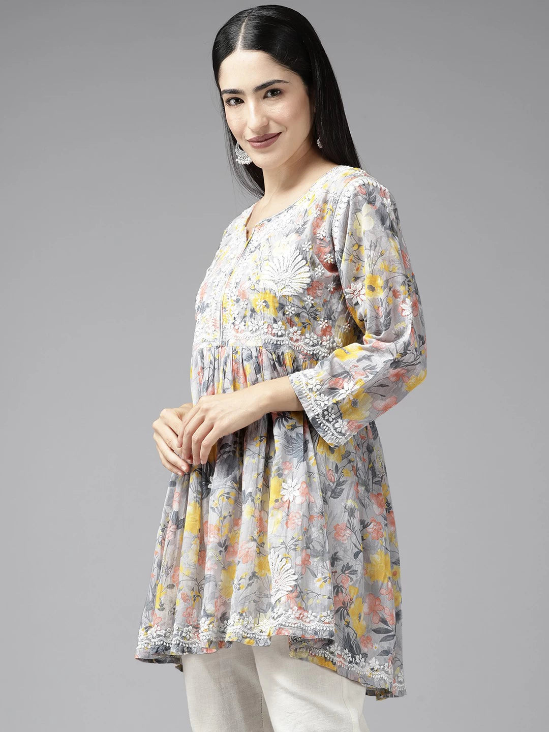 Elegant Cotton Chikan Kurti with Ulti Bakhiya & Phanda Embroidery