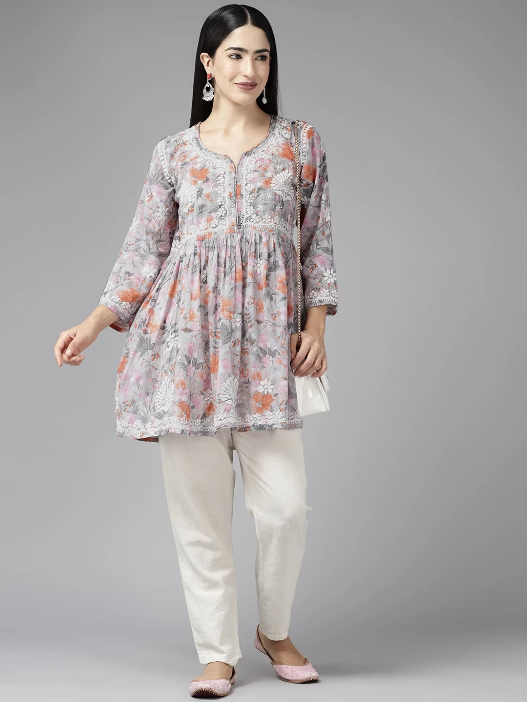 Elegant Cotton Chikan Kurti with Ulti Bakhiya & Phanda Embroidery