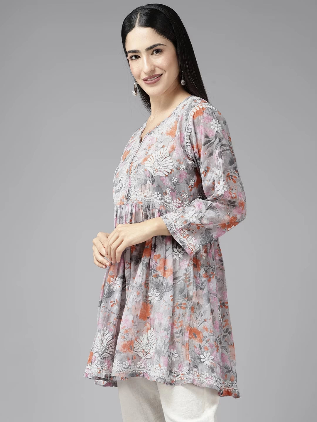 Elegant Cotton Chikan Kurti with Ulti Bakhiya & Phanda Embroidery