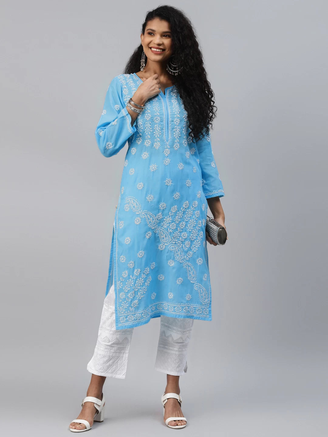 Handcrafted Lucknowi Chikankari Kurta with Ulti Bakhiya and Ghaspatti