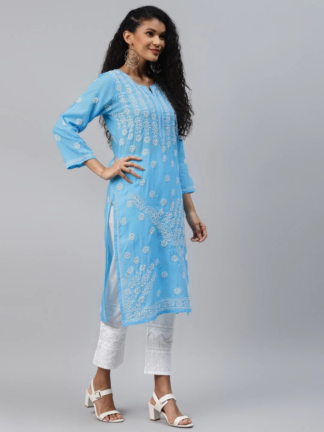 Handcrafted Lucknowi Chikankari Kurta with Ulti Bakhiya and Ghaspatti