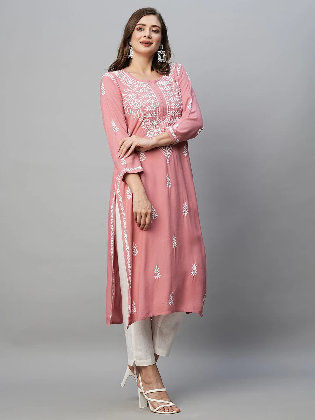 Graceful Handcrafted Rayon Kurta with Intricate Chikankari Work