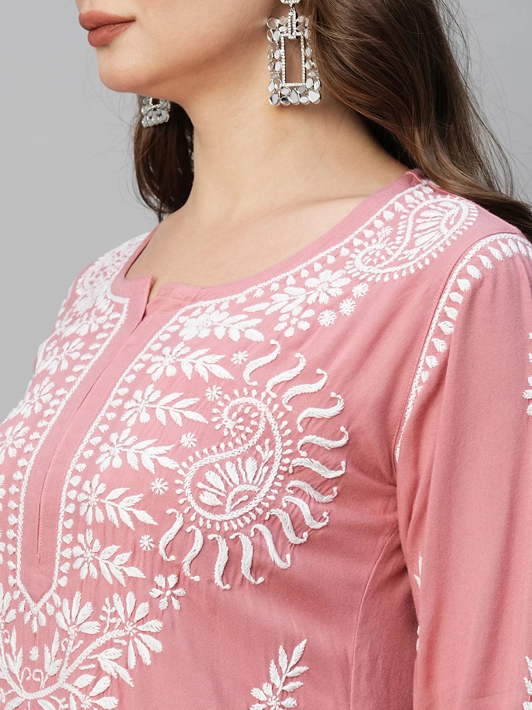 Graceful Handcrafted Rayon Kurta with Intricate Chikankari Work