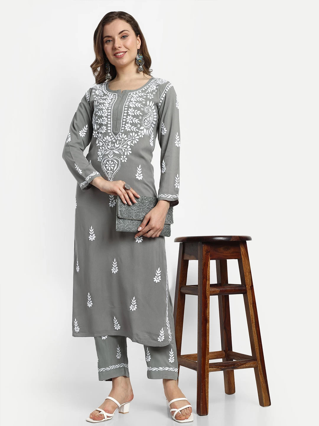 Graceful Handcrafted Rayon Chikankari Kurta Set for Timeless Elegance