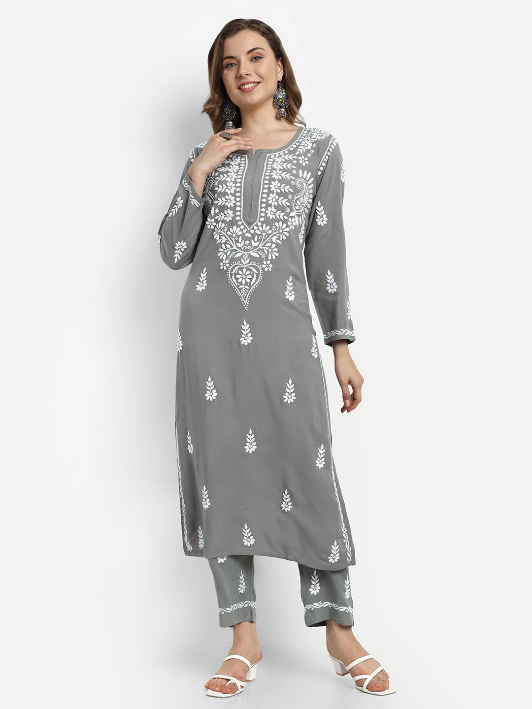 Graceful Handcrafted Rayon Chikankari Kurta Set for Timeless Elegance