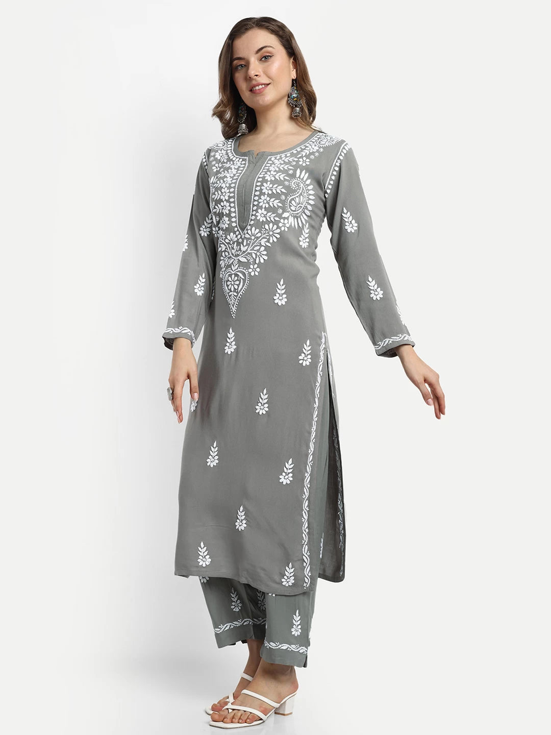 Graceful Handcrafted Rayon Chikankari Kurta Set for Timeless Elegance