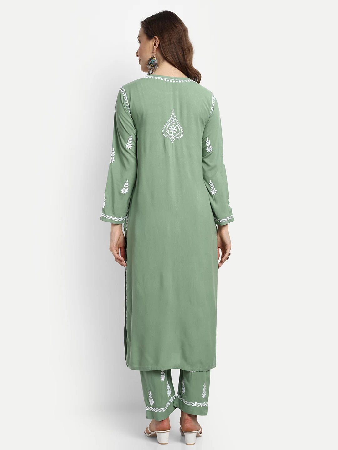 Graceful Handcrafted Rayon Chikankari Kurta Set for Timeless Elegance