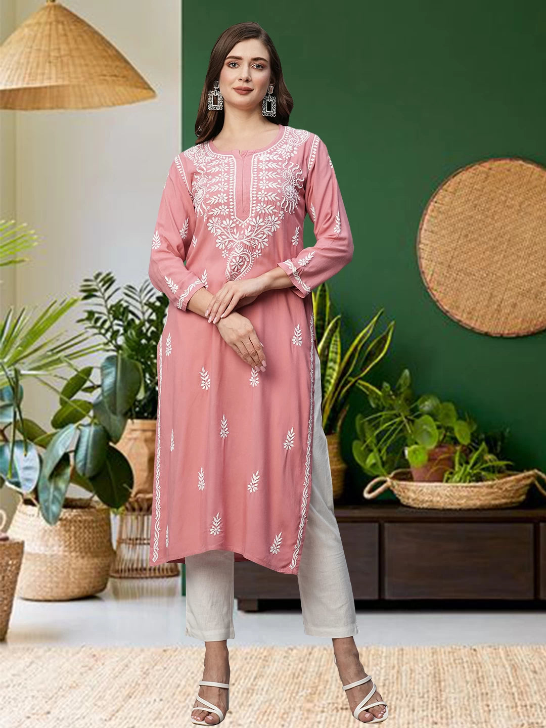 Graceful Handcrafted Rayon Kurta with Intricate Chikankari Work