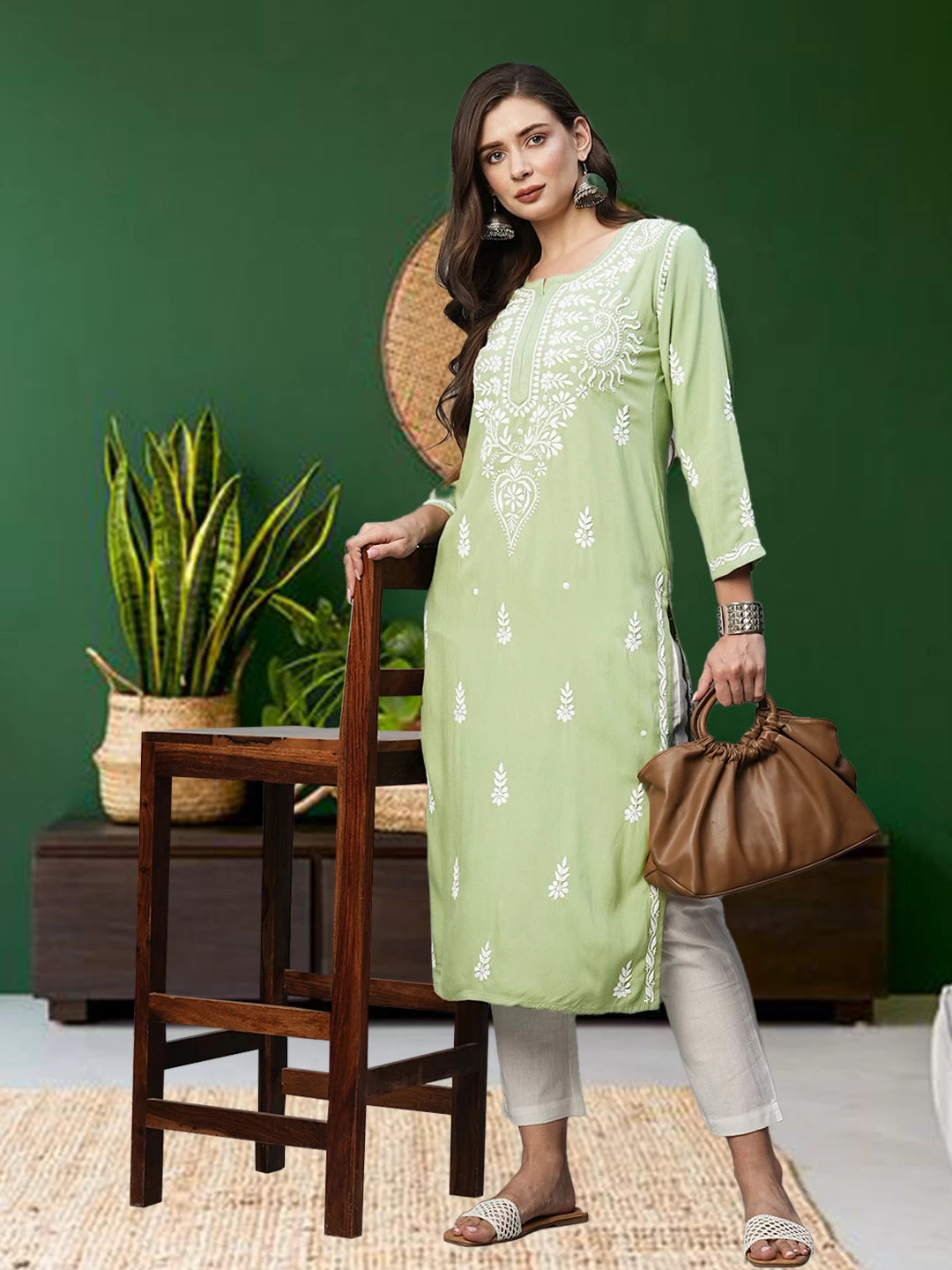 Graceful Handcrafted Rayon Kurta with Intricate Chikankari Work