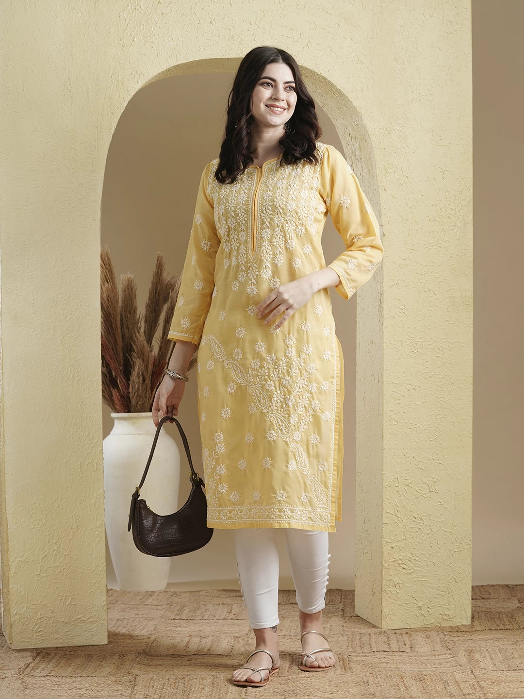 Handcrafted Lucknowi Chikankari Kurta with Ulti Bakhiya and Ghaspatti