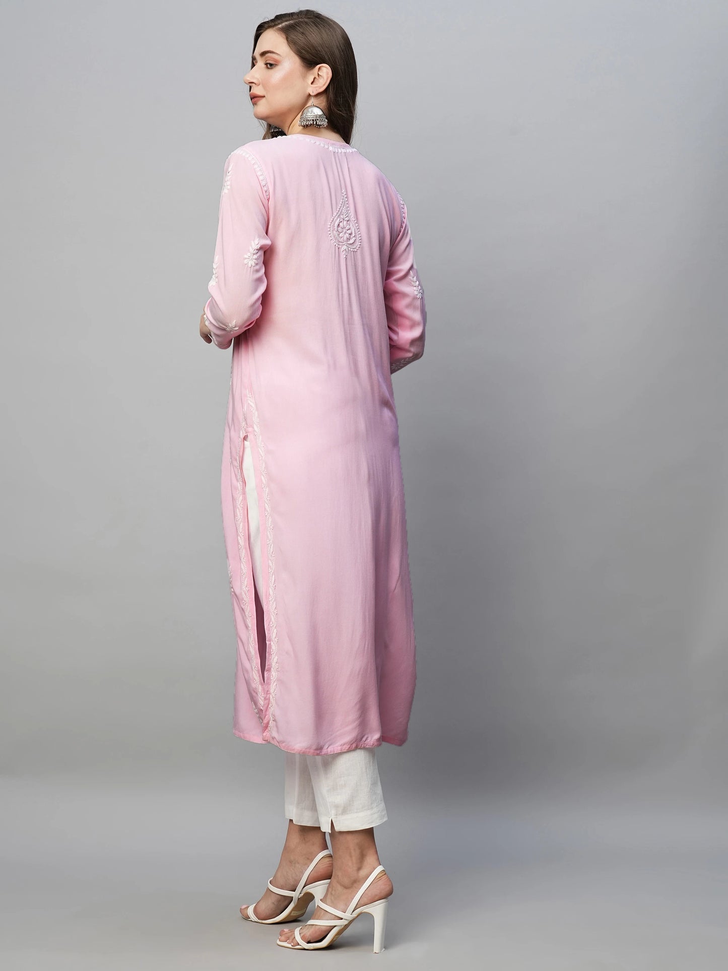 Graceful Handcrafted Rayon Kurta with Intricate Chikankari Work