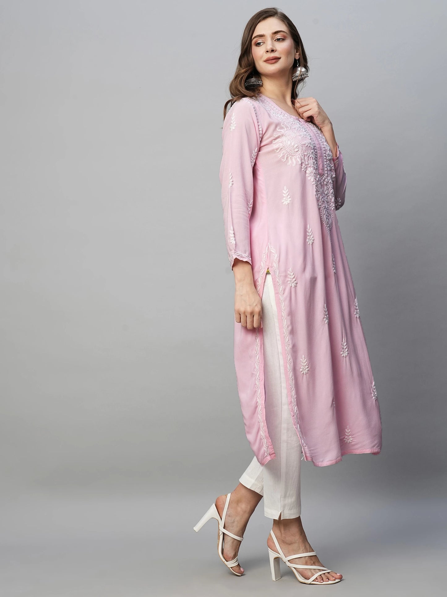 Graceful Handcrafted Rayon Kurta with Intricate Chikankari Work