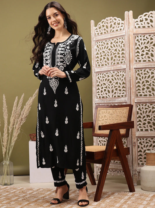 Graceful Handcrafted Rayon Chikankari Kurta Set for Timeless Elegance