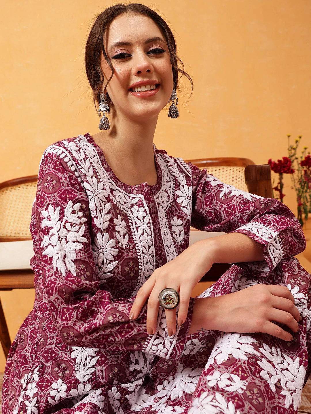 Hand-Embroidered Chanderi Straight Kurta for Modern Sophistication