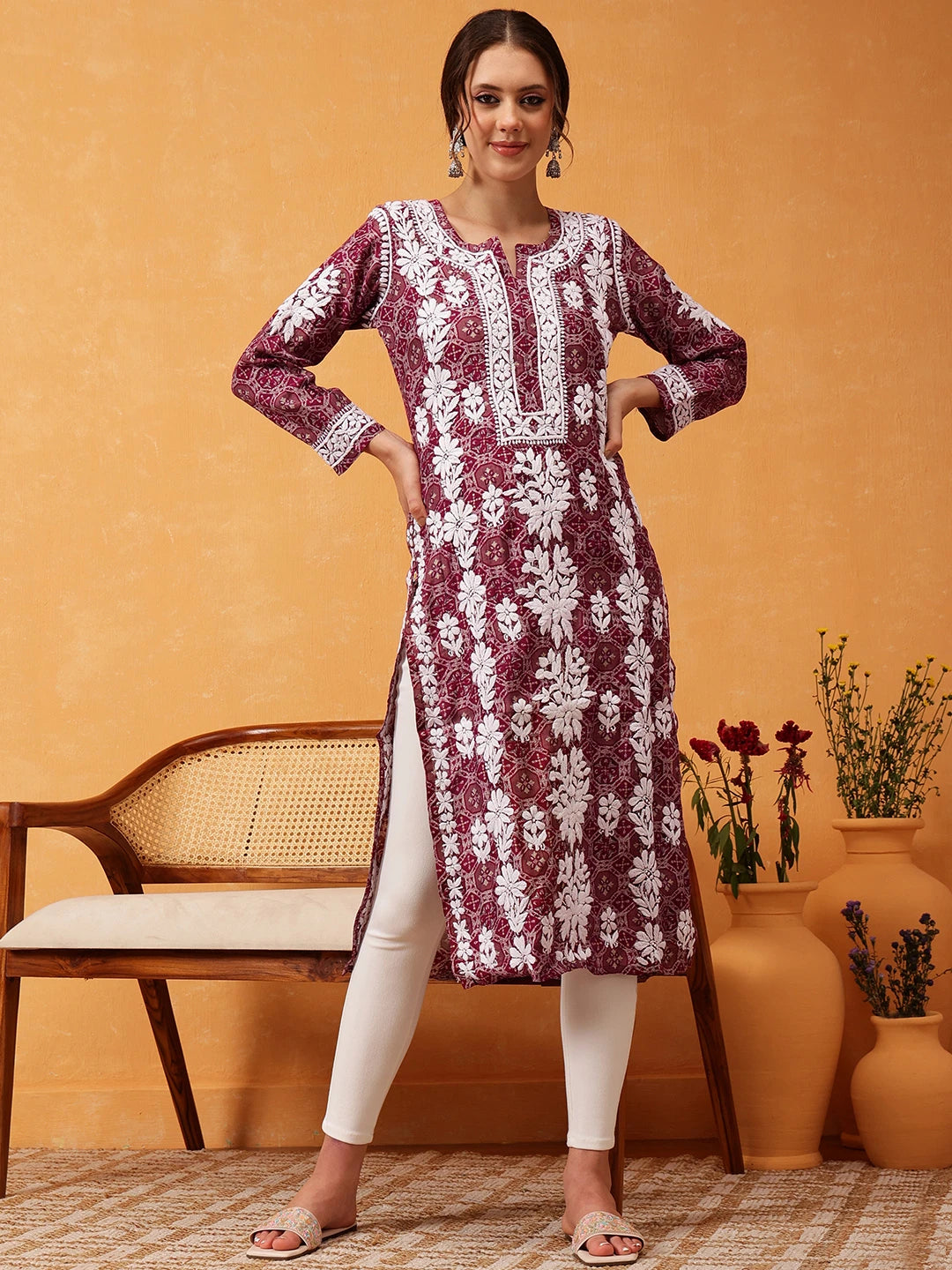 Hand-Embroidered Chanderi Straight Kurta for Modern Sophistication