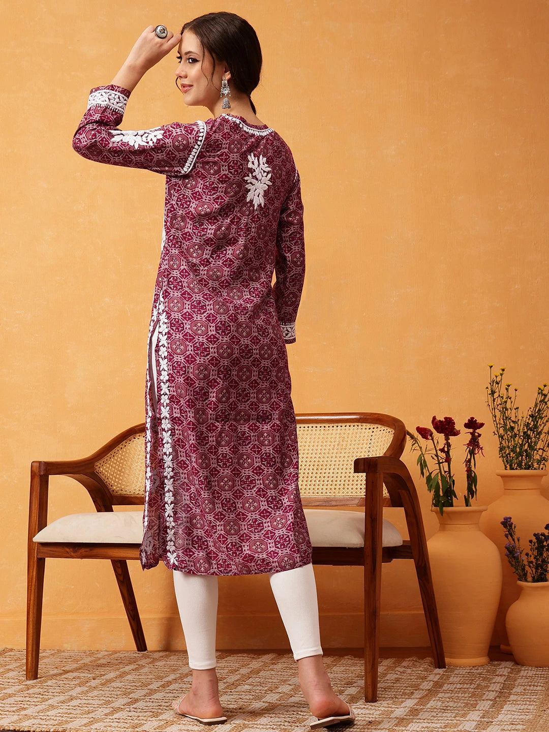 Hand-Embroidered Chanderi Straight Kurta for Modern Sophistication