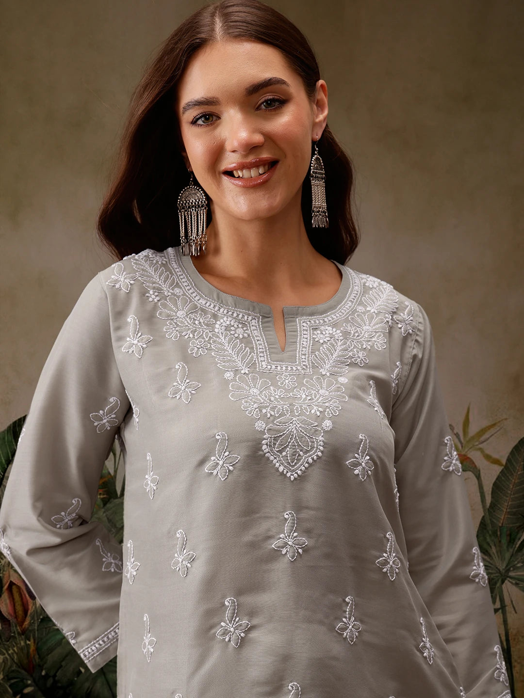 LabelChikankari Muslin Kurti Effortless Style with Handcrafted Embroidery