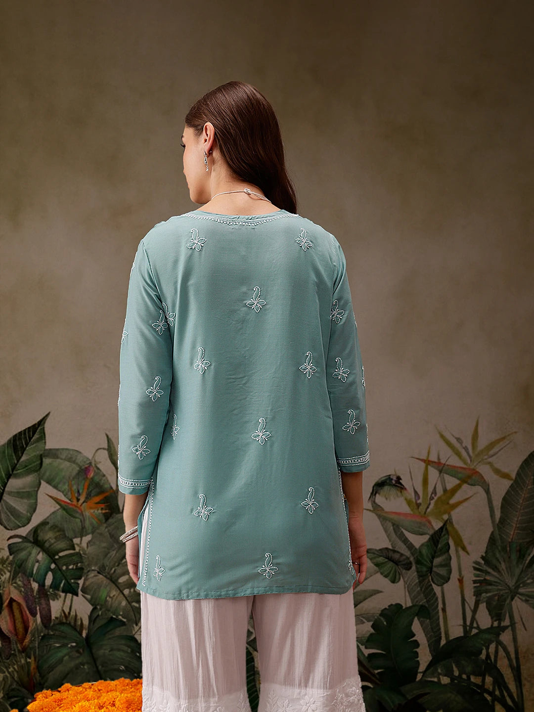 LabelChikankari Muslin Kurti Effortless Style with Handcrafted Embroidery