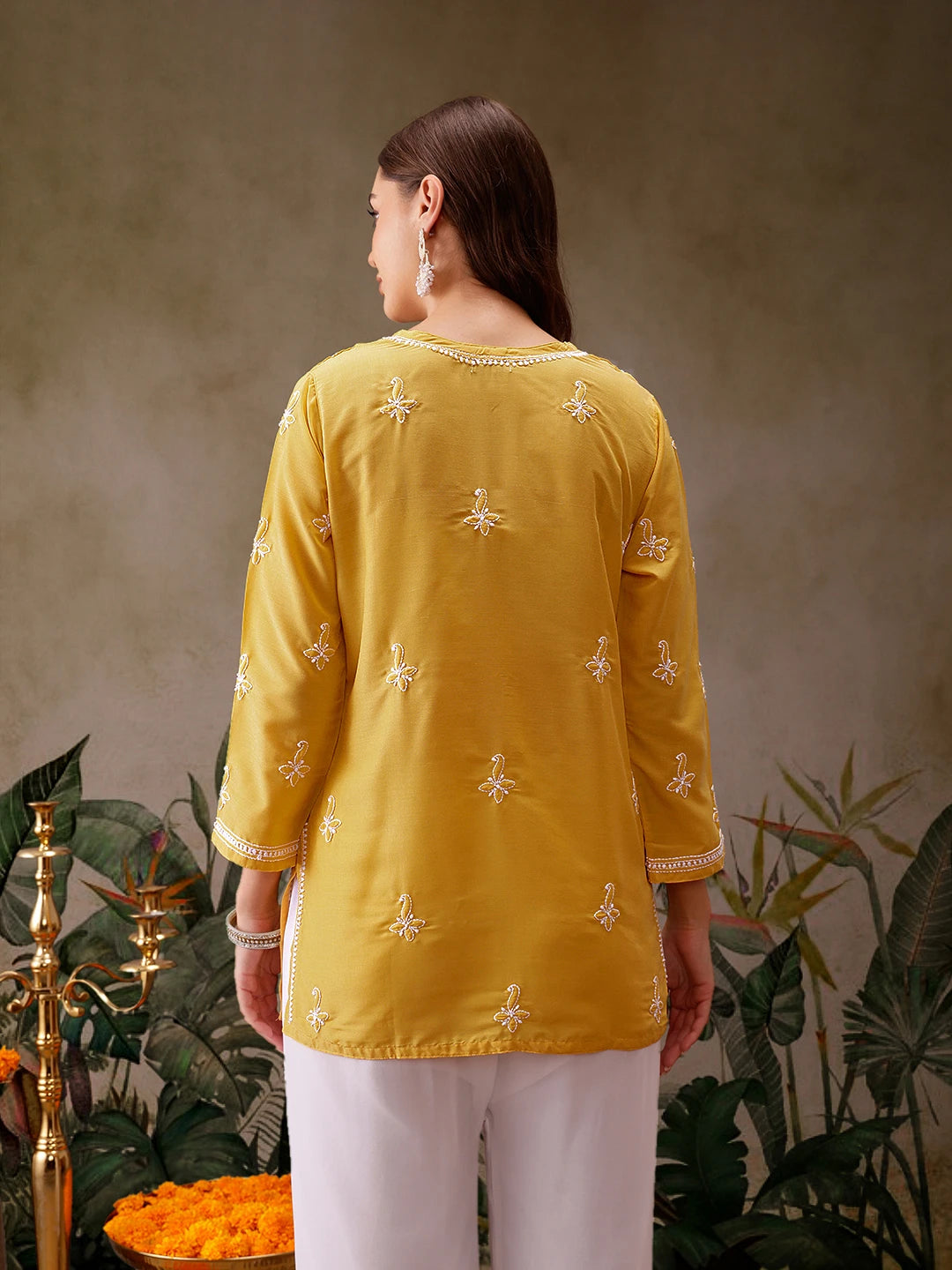 LabelChikankari Muslin Kurti Effortless Style with Handcrafted Embroidery