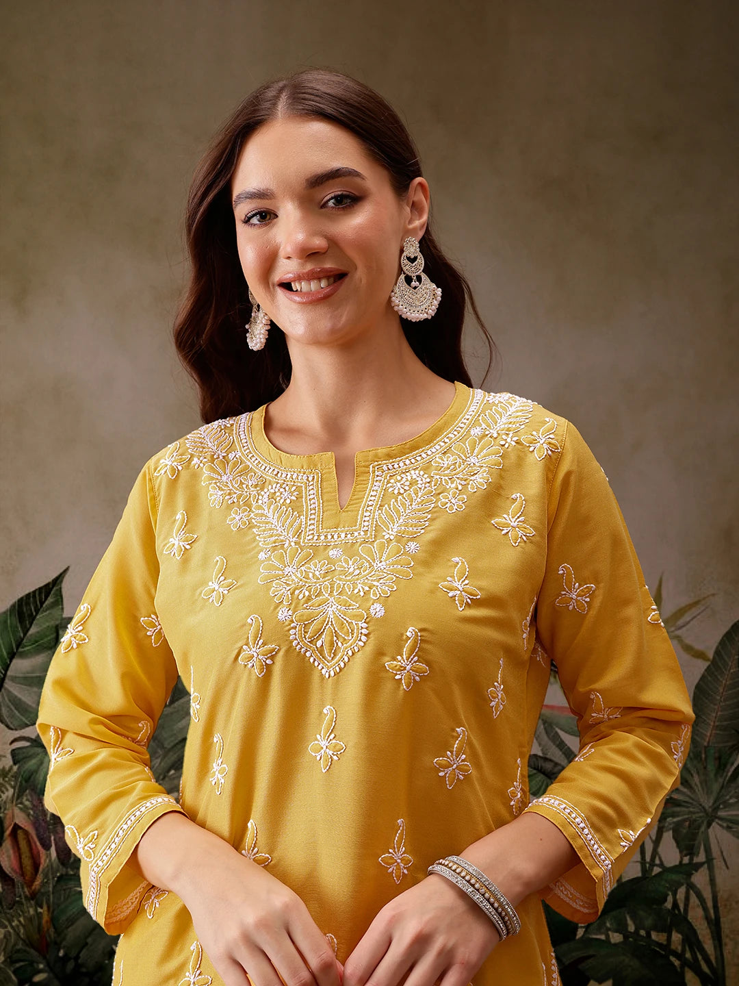 LabelChikankari Muslin Kurti Effortless Style with Handcrafted Embroidery