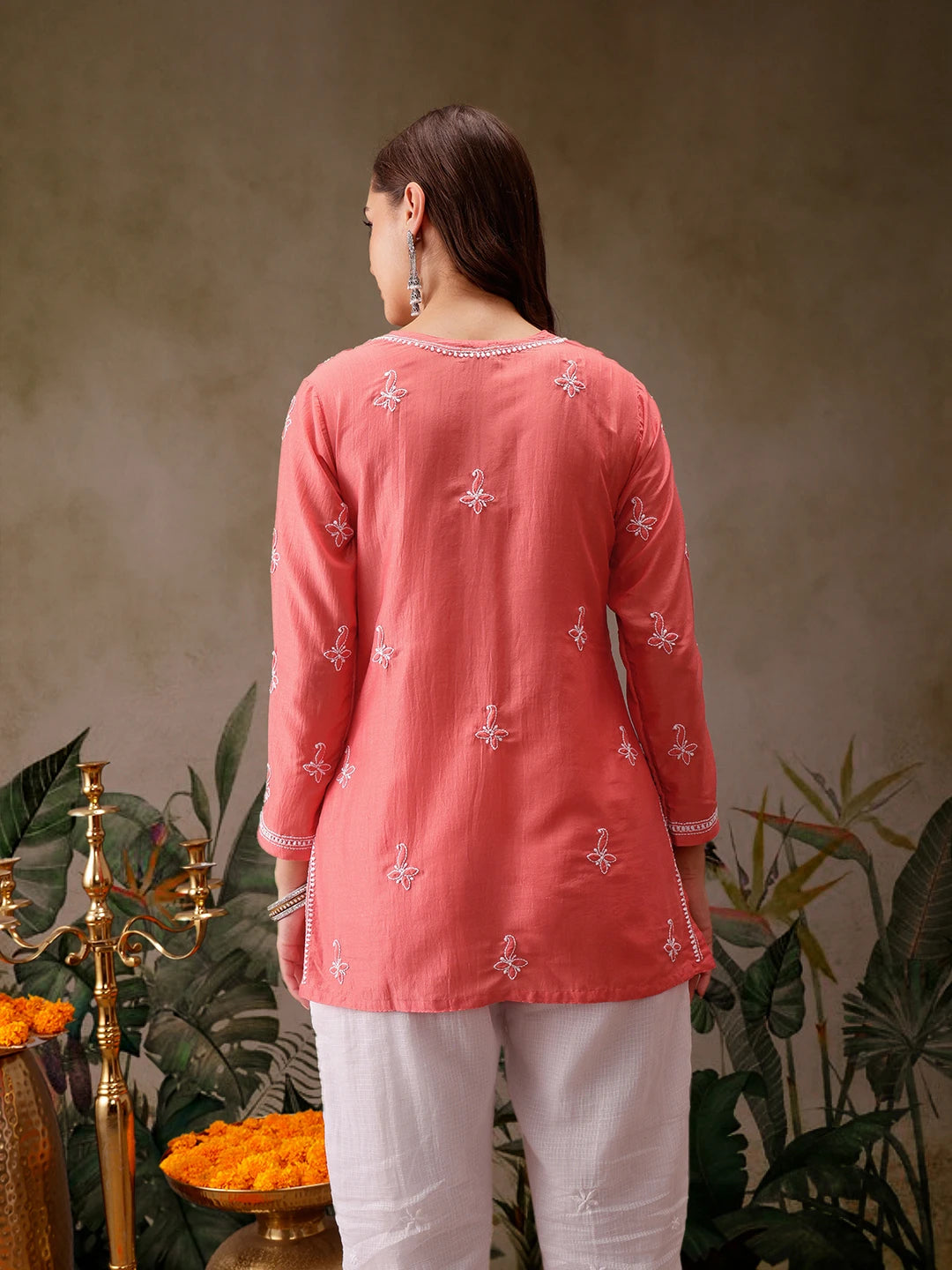 LabelChikankari Muslin Kurti Effortless Style with Handcrafted Embroidery