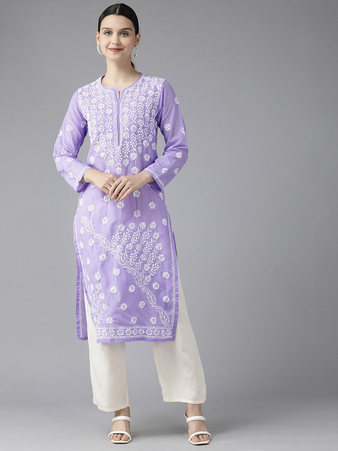 Handcrafted Lucknowi Chikankari Kurta with Ulti Bakhiya and Ghaspatti