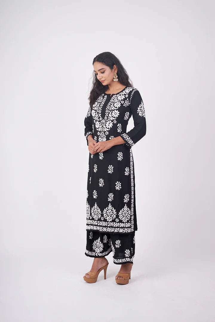 Graceful and Stylish: Handcrafted Lucknowi Kurta with Palazzo