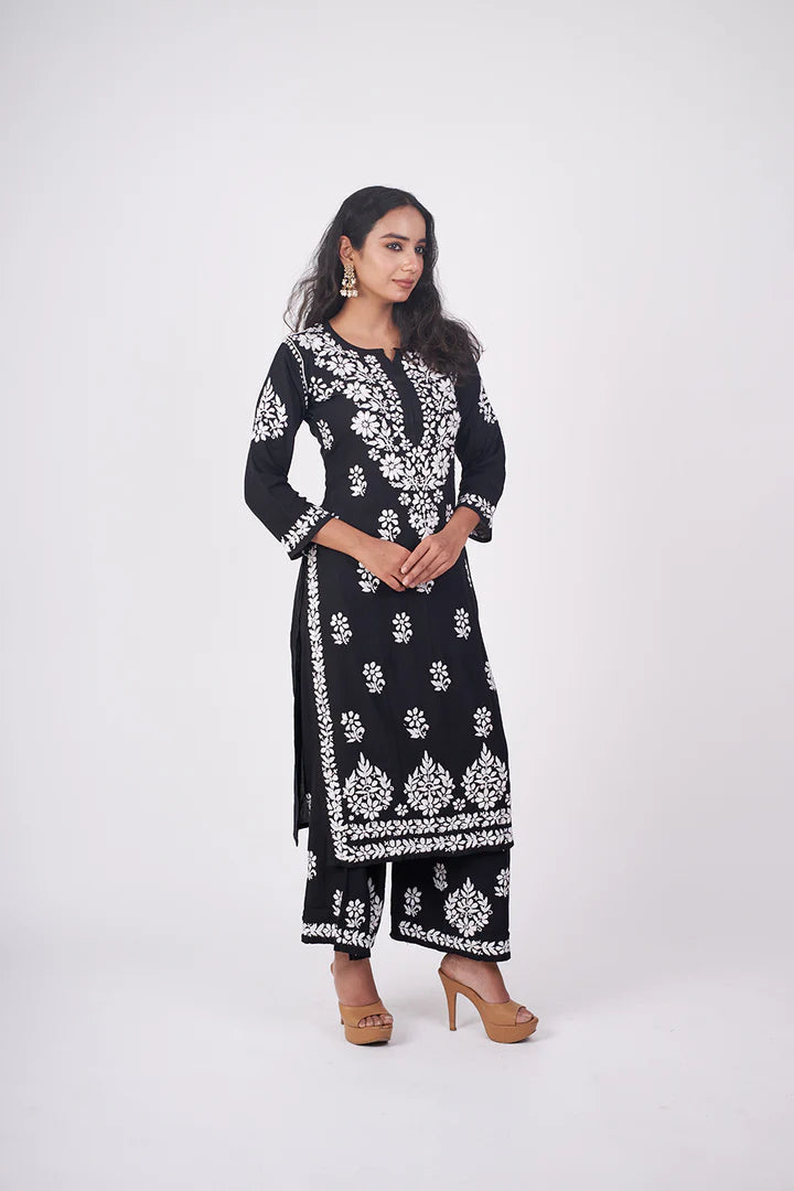 Graceful and Stylish: Handcrafted Lucknowi Kurta with Palazzo