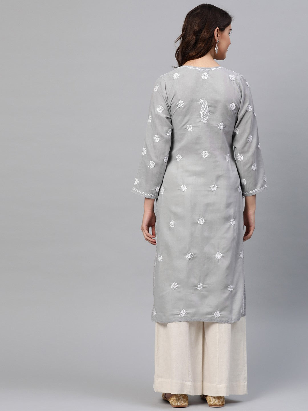 Handcrafted Lucknowi Chikankari Kurta with Ulti Bakhiya and Ghaspatti