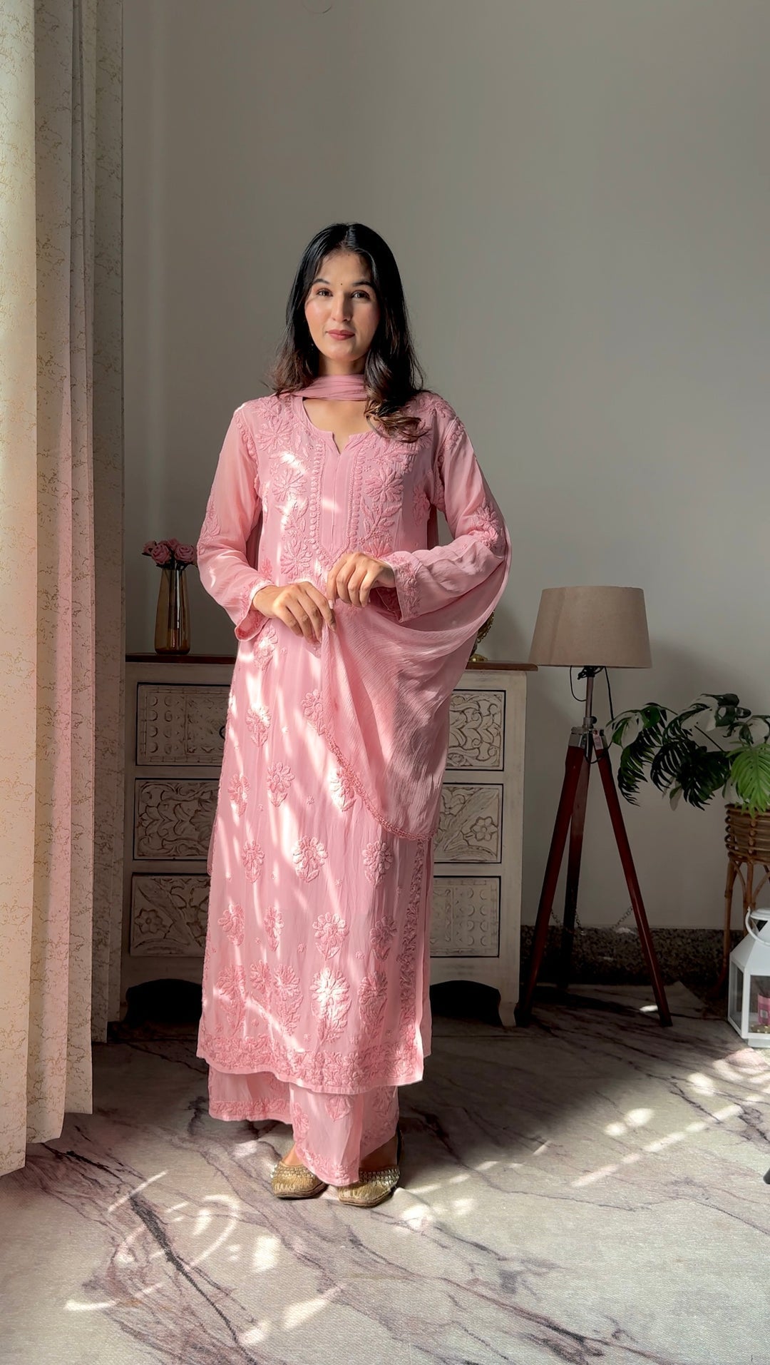 Luxurious 3D Hand Embroidery: Viscose Georgette Kurta Set