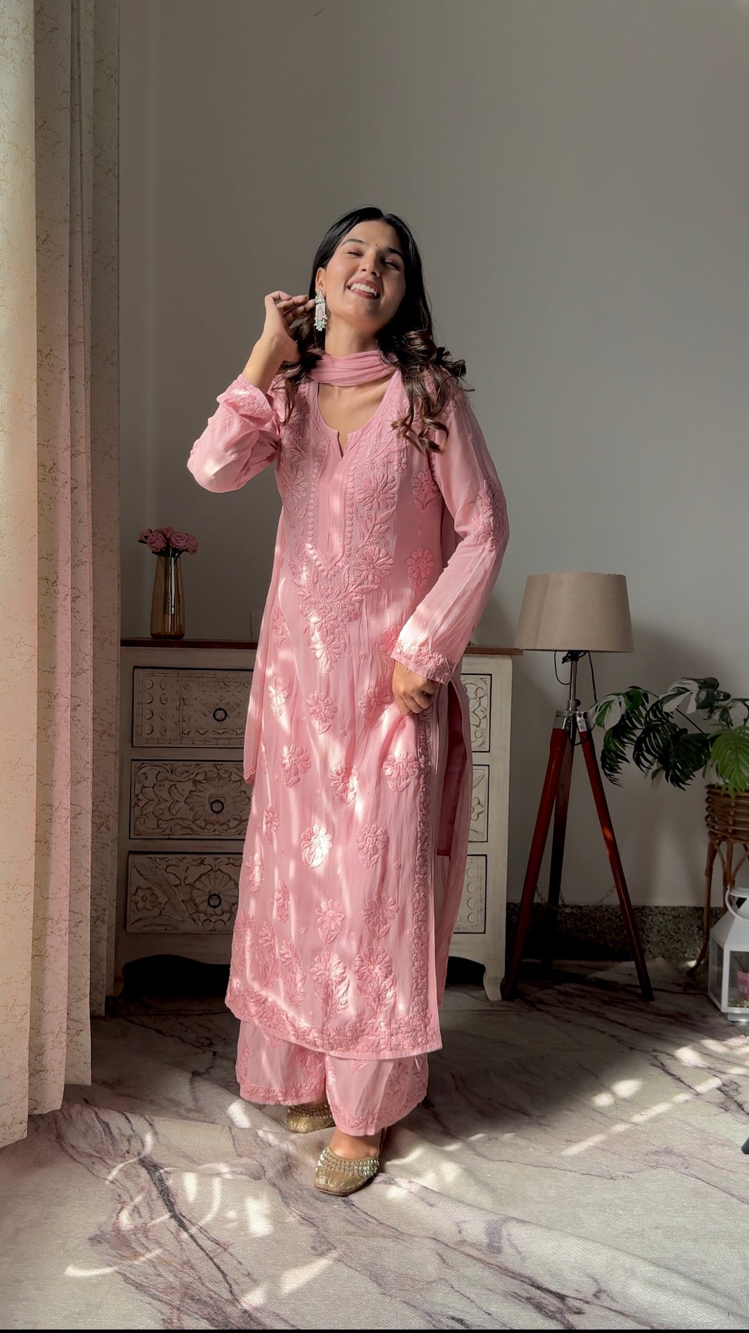 Luxurious 3D Hand Embroidery: Viscose Georgette Kurta Set