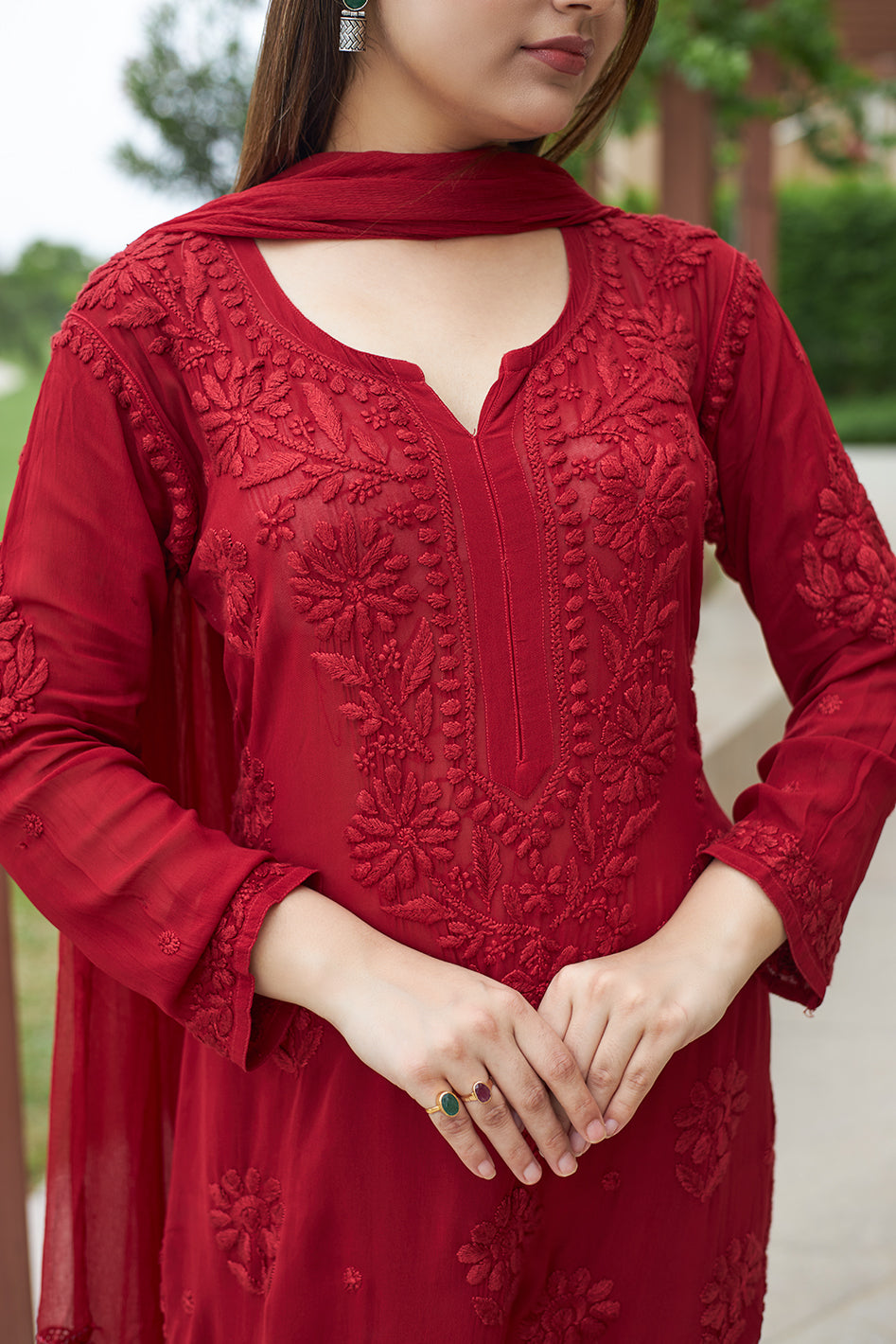 Luxurious 3D Hand Embroidery: Viscose Georgette Kurta Set