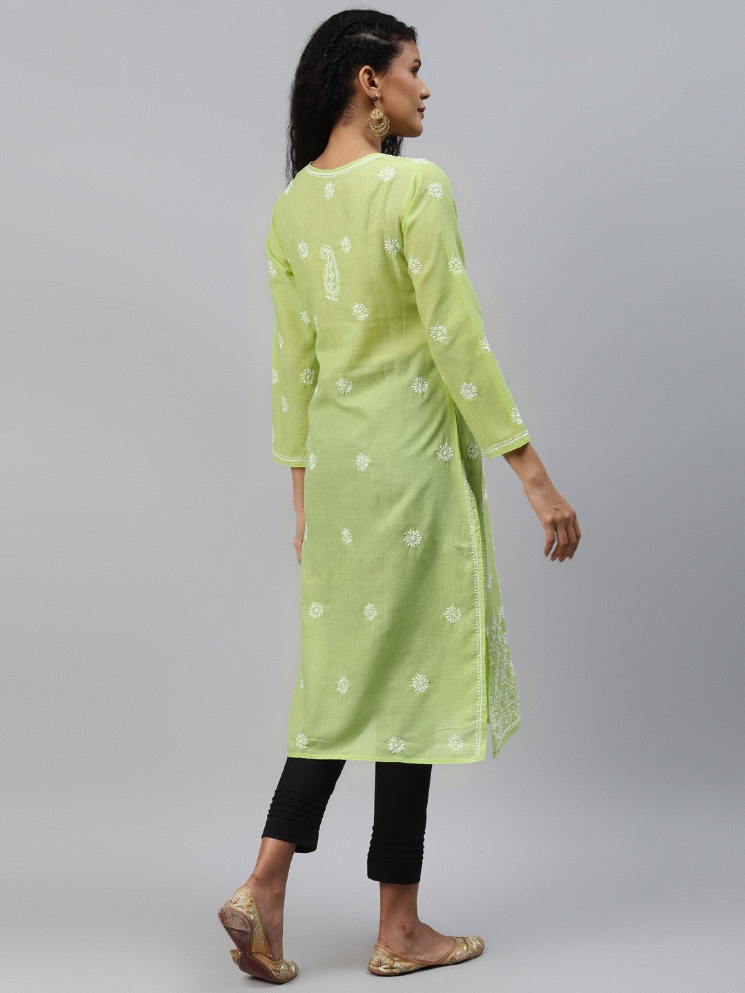 Handcrafted Lucknowi Chikankari Kurta with Ulti Bakhiya and Ghaspatti