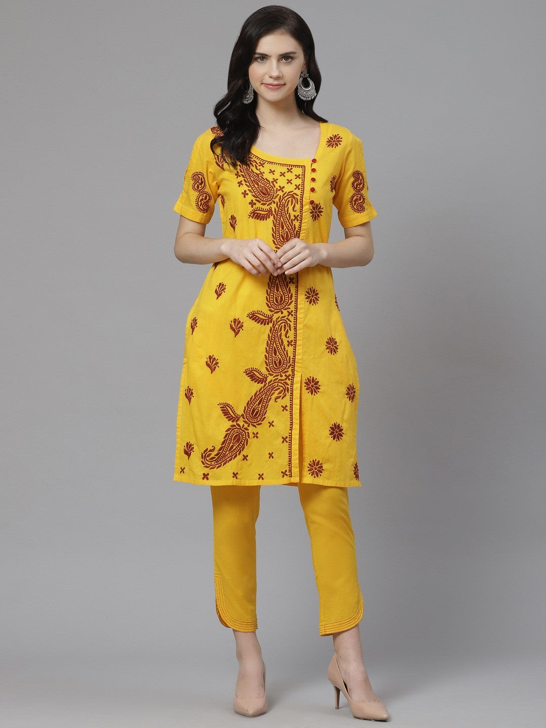 Chic Hand-Embroidered Cotton Kurta Set Perfect for Any Occasion