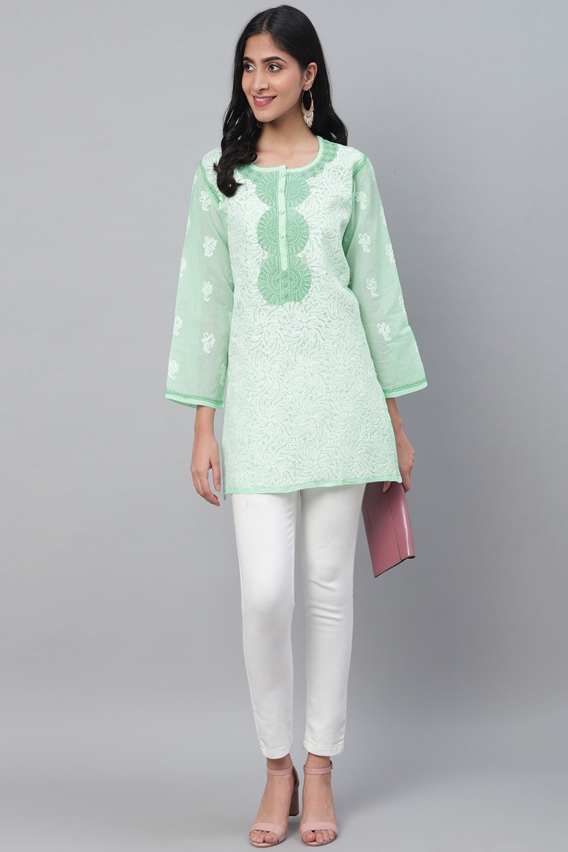 LabelChikankari Sea Green Cotton Chikan Kurti – Embroidered Perfection in Every Stitch