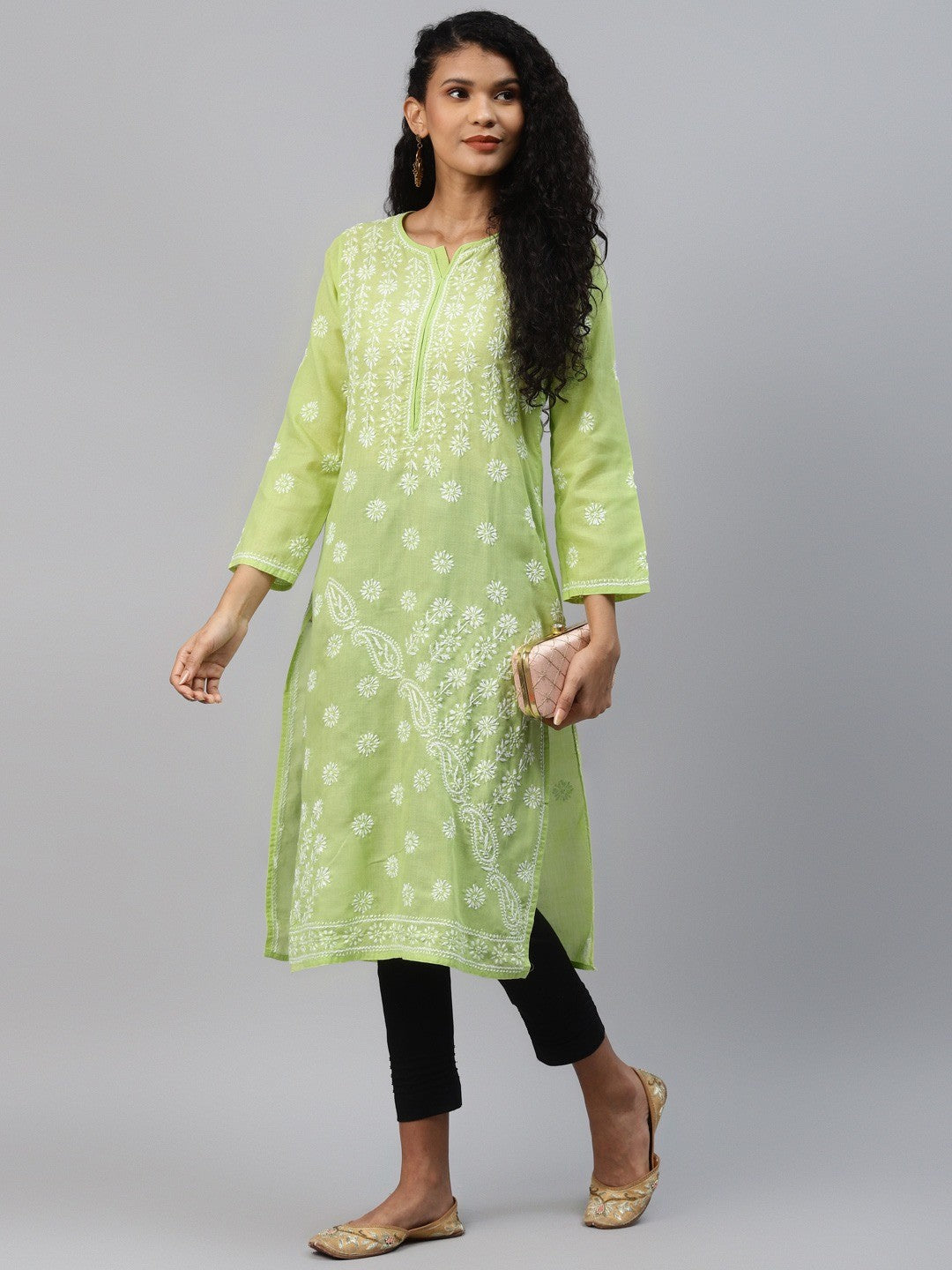 Handcrafted Lucknowi Chikankari Kurta with Ulti Bakhiya and Ghaspatti