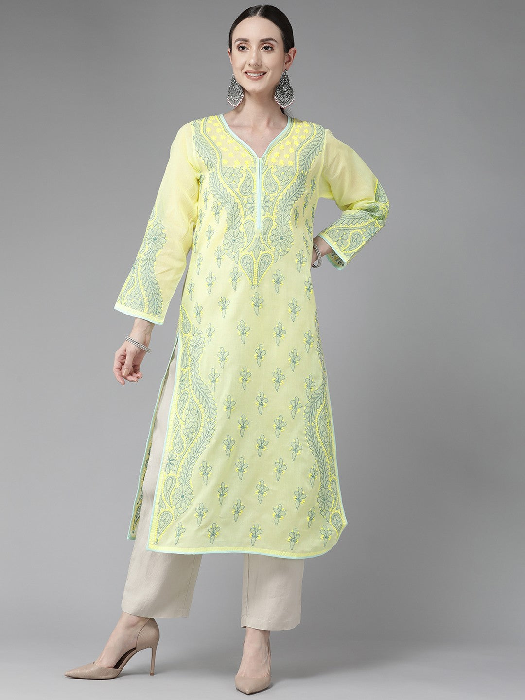 Gracefully Handcrafted Cotton Lucknowi Chikankari Straight Kurta